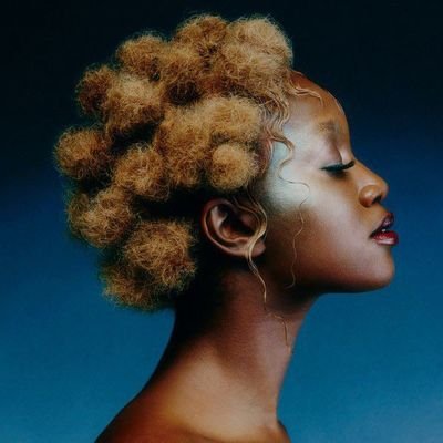 izacervo's profile picture. fan account | Acervo dedicado a cantora,compositora,atriz e apresentadora brasileira IZA.