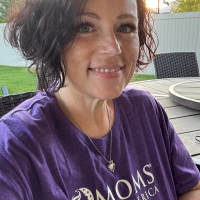 JeanieDoll910's profile picture. Wife, mother, sister, and friend.