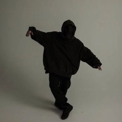 sadKusch's profile picture. 