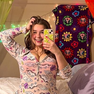 WhensuP83265's profile picture. An entrepreneur♥️