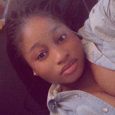 0xxlola's profile picture. •Barbzzz💕 •30BG •ChelseaFC💙 •KATAKATA RANGERS👽