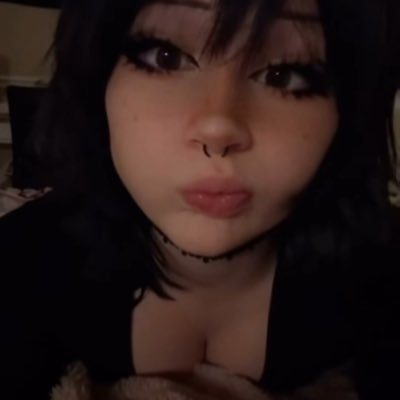 gabbiecvte's profile picture. 18yo! college student
