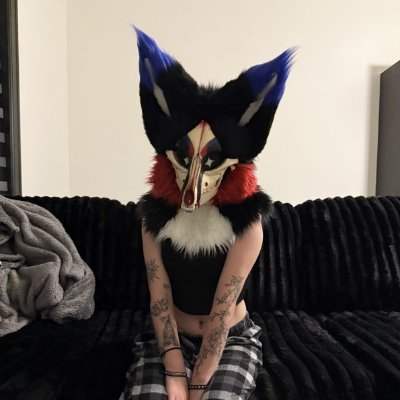 _XPMaya's profile picture. US | 18 She/her | the furry goat :3 | I draw! | SFW |