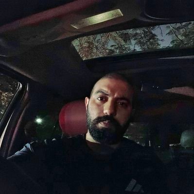 NaderEzzz's profile picture. ☦️