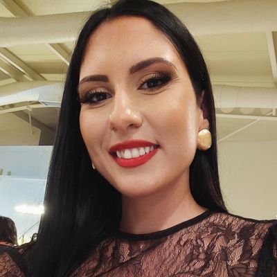 Elpiniki_1994's profile picture. 