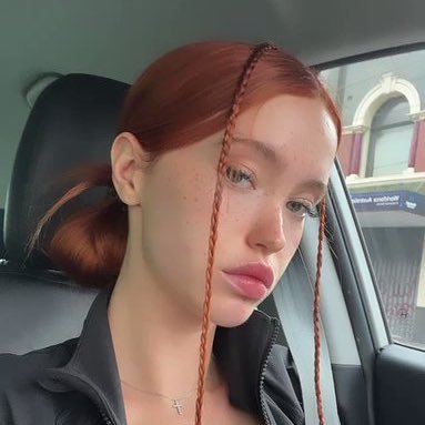 DanielleGu7725's profile picture. 