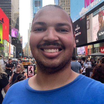 RobertoTheLBG's profile picture. Game developer, software developer, artist, animator, voice actor, content creator, streamer, and creator of @CartoonManComic and many other things.