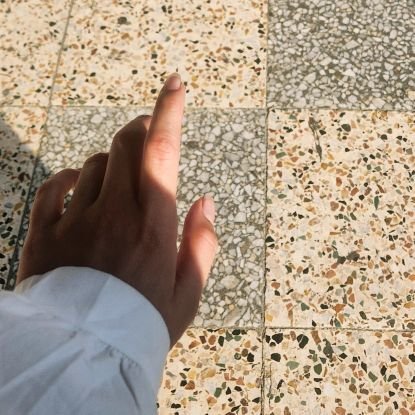 zed_noname's profile picture. در گیر و دارِ کلمه، در تمنای حرف‌ زدن.