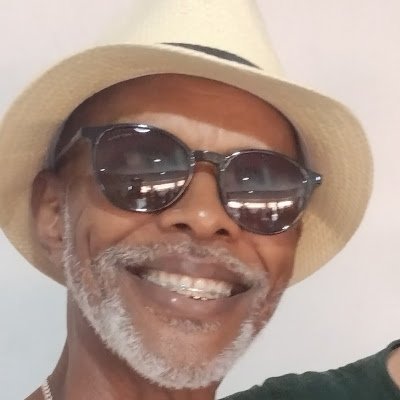 PaineiraSidney's profile picture. 