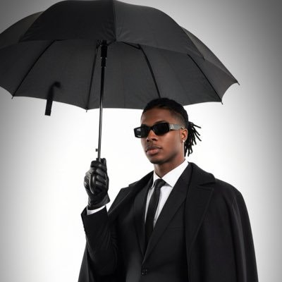 King_Luggard's profile picture. Public Figure | Content Creator | Social Media Expert Building empires & breaking limits. #KingLuggard DM for business.