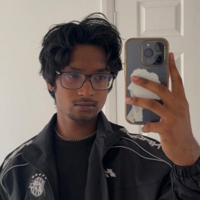 woeshy's profile picture. 