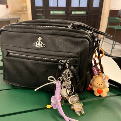 chicharegrets's profile picture. un tokarev pour la trêve