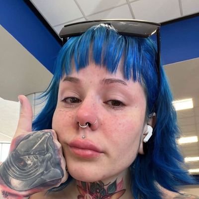 cortanablue860's profile picture. Im available for fun someone should message me up here,face time link up with a low price