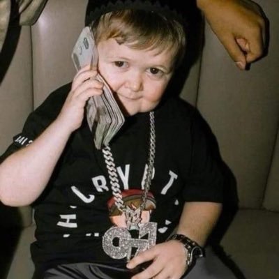 Samiz541931's profile picture. 