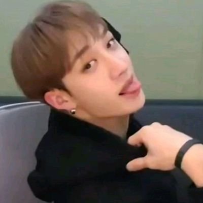 irlbrittaperry's profile picture. girlfail