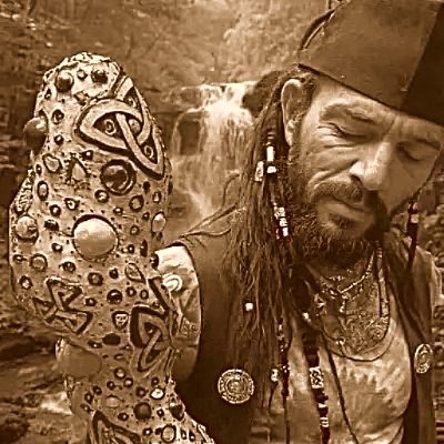 Ravenchildxxx's profile picture. Tattooed Wild Man Mad Artist at Large from Parts Unknown on the Wild West Coast of Canada . i identify as a Tattooed WildMan . pronouns - Go Fawk Yerself
