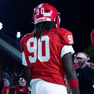 Iamty93x_'s profile picture. Class of 2026 | 6’2|225| DE | Deadlift 545(trap bar) | front squat 315x3 | bench 245x3| wingspan 6’5| Naperville Central. https://t.co/8S9Mn5pMka