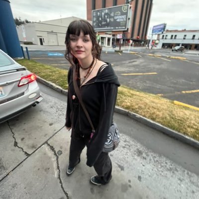 haileyfknsucks's profile picture. a pure and genuine enjoyment of talking to myself