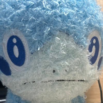 carele4_'s profile picture. Pokémon Unite TN：Real!ty 来年1月中旬に戻ります ^ ^