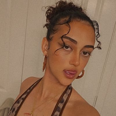 AngelAri870's profile picture. 28 🪬 💵 Just an angel who demands your worship 😇

$20 tribute | $55 unblock fee... click the link for age verification

https://t.co/h1uHHQsNPG