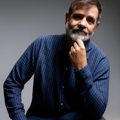 PCamargo27's profile picture. Doutor em Comunicação. Fulbright alumni. Jornalista, professor, crítico do portal @escotilha. Membro da Abraccine. Colunista da Paraná Educativa 97.1 FM.🏳️‍🌈