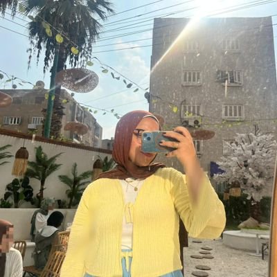 zahrra_101's profile picture. 