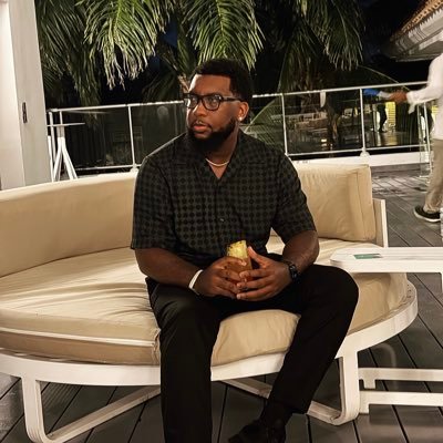 ThatBoyHooks's profile picture. People fear what they can't understand, hate what they can't conquer.