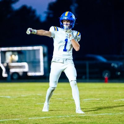 VoceEli1809's profile picture. 2028 height-6’1 weight-165 WR/S Cold springs highschool. Bench-175 squat-285 deadlift-310 40yard-4.89 Gpa-3.8 2055229999 email: elivoce1.com@gmail.com