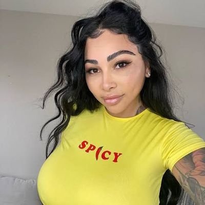 Mistress_Loky's profile picture. 