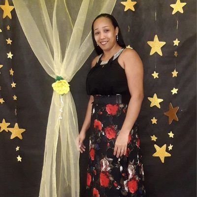 ElianeB99437054's profile picture. A possibilidade de realizarmos um sonho é o que torna a vida mais interessante 🙏🏾❤️🍃