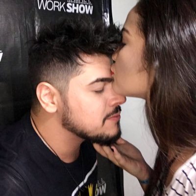 dizpraeles's profile picture. 