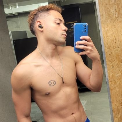 _maistrelo_'s profile picture. 🌴Rj 
♋️24
insta: @_maistrelo_