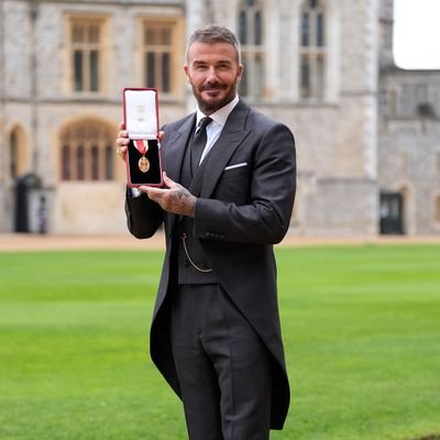 BdhdjHshdb41147's profile picture. 