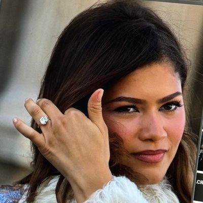 alrenglows's profile picture. ally's voice: omg, of course i love you! I LOVE YOU! can you hear it? can you hear my love for you?