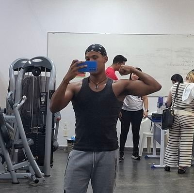 milhokiok's profile picture. eu sou muito mau