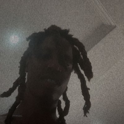 favyfortunate's profile picture. 🍃Dopehead🍂 | Music addict | A Wayniac