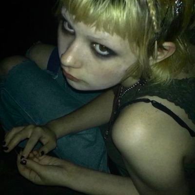 asiijajadee's profile picture. fracasada