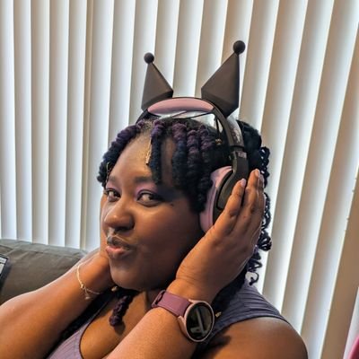 Geek_Gawddess's profile picture. A mf fool. Anime and gamer. I stream. Check me out cause if nothing else I'm entertaining af #Cosplayer #Streamer #Clatachet geekgawddess@gmail.com