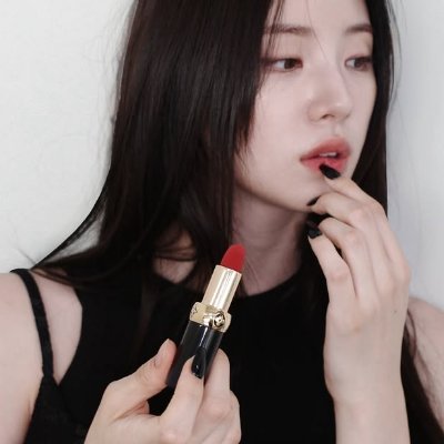 shinzsia's profile picture. Spring gave her life, and the screen gave her wings / Upcoming projects: The Hole, 오세이사