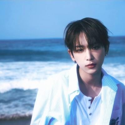 VinayaEmmondson's profile picture. 