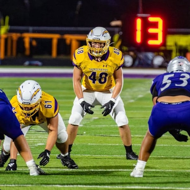 EastonMonlux48's profile picture. BWHS Class of 2026 LB 5’10|192 Bench 350 squat 500 hang clean 275                Hudl: https://t.co/Qo1h7A0Ruj