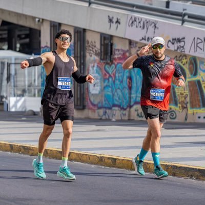 spangrun's profile picture. introspectivo, hablador, siempre a la izquierda, corro, boxeo, pero ante todo, no te juzgaré a priori