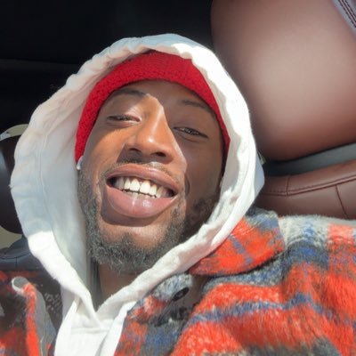 spade_life's profile picture. 🇱🇷don’t take it personal 🇳🇬 ..... we should be able to talk about EVERYTHING. DEAL WITH IT