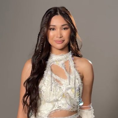 azy_whee's profile picture. 🏠✖️➗➕➖🟰🏦
🌸OT8 
Busy sa Work
Busy sa School
Busy para sa BINI