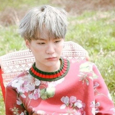 emaais_'s profile picture. 