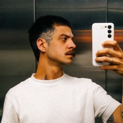 brunovdsaa's profile picture. eurt si em tuoba yas yeht gnihtyreve

C21H30O2 | Flamengo