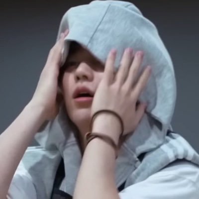 imyzairaa's profile picture. haohao's same age fan ⋆˖ ࣪⭑ saw zb1 in KL 081125 🇲🇾 also a place to vent ౨ৎ #freepalestine 🇵🇸