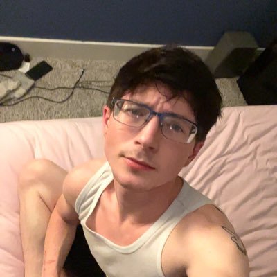 slack_tristian's profile picture. Are you a Nicki Fan?!  NM6 3/27/26 🎀💖