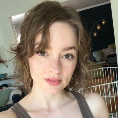 Ashely1530014's profile picture. 