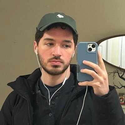 alexpurrez's profile picture. 